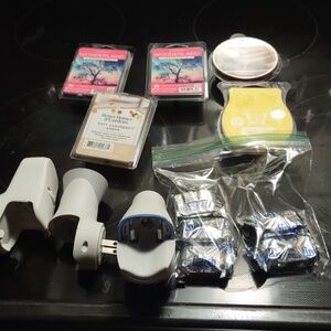 Assorted Wax Melts and Plug-In Warmer Accessories, Dishwasher Pods